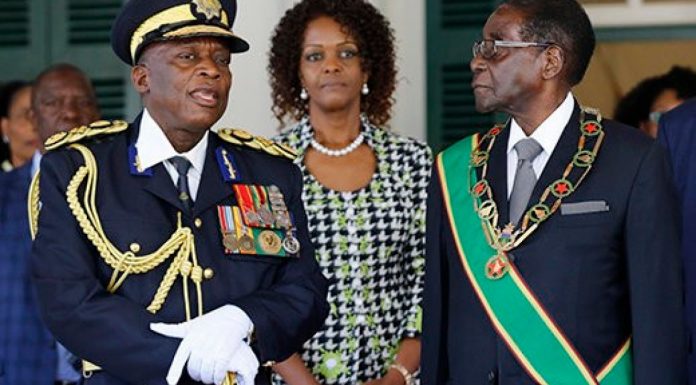 Chihuri and Mugabe 520x381 1