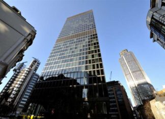 A London-based Zimbabwean woman tried to defraud her insurers, Aviva, of about 400 000 by faking her husband's death
