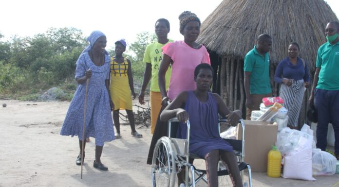 40-year-old Sipiwe Shokore who stays in Mhondoro-Ngezi has been struggling to fend for her family after being struck by lightning about a year ago