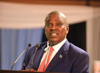 Botswana President Mokgweetsi Masisi is visiting Zambia and Zimbabwe and will probably discuss the escalating violence in Mozambique where thousands of people have been displaced by ISIS-linked insurgents