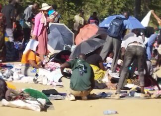 A typical market day in Chirundu attracts hundreds of Zimbabweans and Zambians who buy and sell second hand clothes and other items such as vegetables. It is, however, of major concern that all the people at these markets and some held in rural areas take no preventive measures against contracting or spreading the Coronavirus