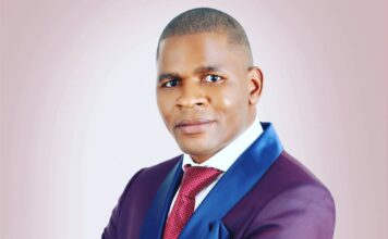 MDC provincial chairman for Harare Zivai Mhetu says government has a responsibility to protect Zimbabweans hence banning unvaccinated employees from the work place should be commended for aiding the spread of the COVID-19 virus