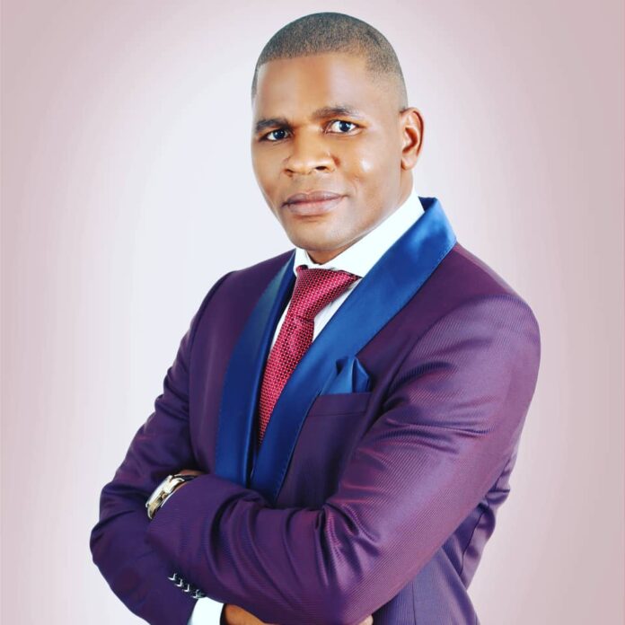 Mhetu MDC provincial chairman for Harare Zivai Mhetu says government has a responsibility to protect Zimbabweans hence banning unvaccinated employees from the work place should be commended for aiding the spread of the COVID-19 virus