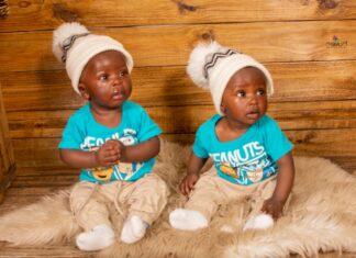 Twins born as a result of the IVF programme