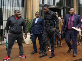 ZGC ‘Sniffs’ On Prophet Magaya’s Pants Walter Magaya court
