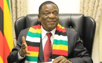 ED Plays Santa to Civil servants Emmerson Mnangagwa